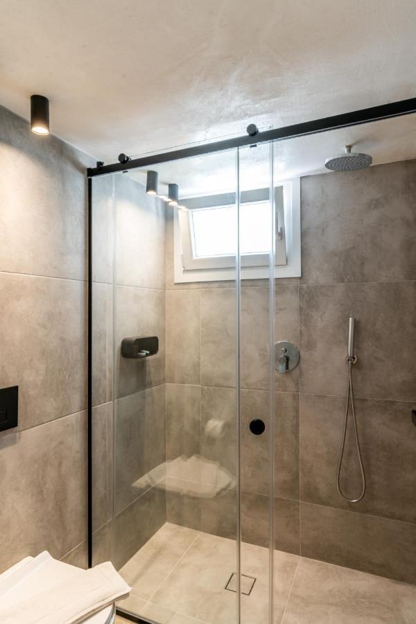 Amer Suites 费拉 外观 照片